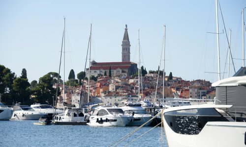 Stabilan broj stalnih vezova hrvatskih marina: Kvalitetno osoblje glavni nedostatak