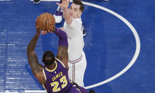 Navijači Cavsa dočekali Hezonju porukom LeBronu, u Madridu bijes: 'Neka zatvori vrata kad odlazi i pokaže novac'
