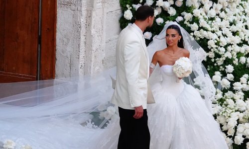 Supruga slavnog vratara nosila je jednu od najljepših vjenčanica ovog ljeta