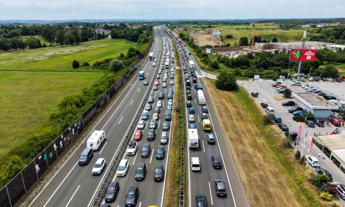 Paraliziran promet na A1: Kolona zbog prometne nesreće formirana od Karlovca