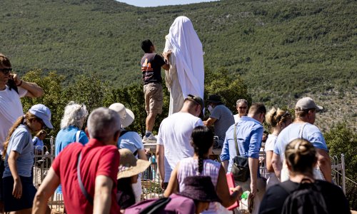 Grlić Radman se oglasio o vandalskom činu u Međugorju