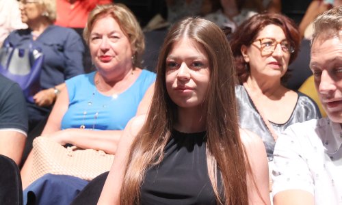 U Šibeniku predstavljen posljednji album Matije Dedića, na promociji bila i Matijina kći Lu