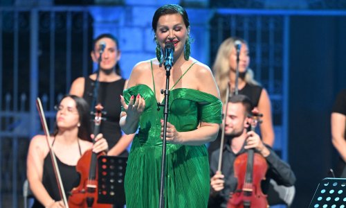 Nina Badrić i Ante Gelo priredili glazbenu čaroliju u srcu Vele Luke