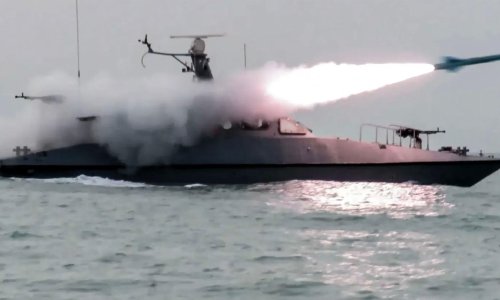 Pogođen tanker u Hormuškom tjesnacu, sumnja se na 'nepoznati projektil'