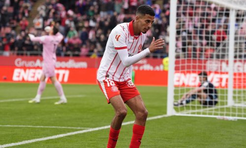 Barcelona pronašla zamjenu za De Jonga? Na radaru je igrač od 25 milijuna eura