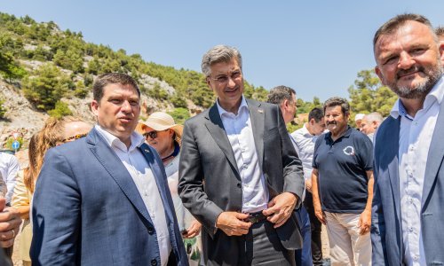 Veliko preslagivanje državnih tvrtki: Vlada stvara dva divovska holdinga?