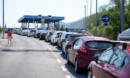 Crnogorci objavili brojke: Evo koliko je vozila izazvalo prometni kolaps u Konavlima