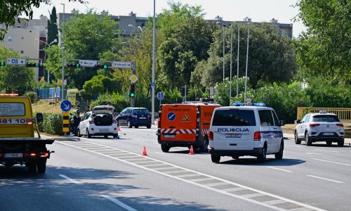 Trostruki sudar u Splitu: Jedna osoba smrtno stradala