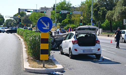 Trostruki sudar u Splitu: Jedna osoba smrtno stradala