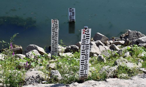 Pogledajte Savu kod Slavonskog Broda: Korak je od rekordno niskog vodostaja