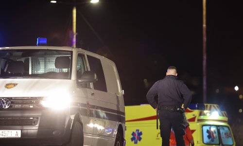 Eksplozija raznijela zidove kuće kod Bosiljeva: Ozlijeđeni otac i dva sina, jedan prevezen helikopterom