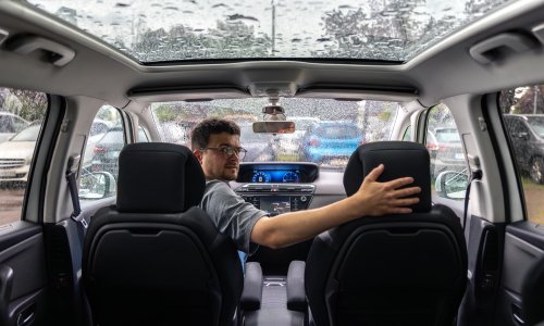 Gašenje starih mobilnih mreža donosi neočekivan problem za milijune automobila u Europi