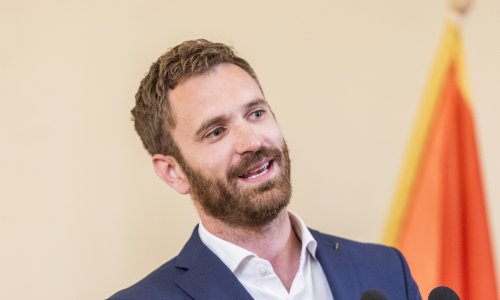 Momčilo Otašević izvan sebe od emocija: 'Zaplakao sam od sreće'