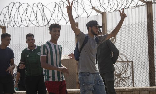 Ceuta nakon migrantske krize: Stotine maloljetnih migranata luta ulicama