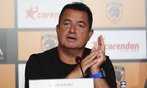 Što se događa s transferom hrvatskog reprezentativca? Bizarna objava predsjednika kluba