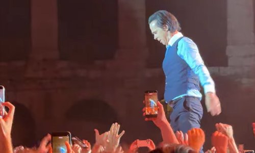 Nick Cave priredio još veći 'pakao' u Puli, zbog neviđenog ludila fanovima se dijelila voda