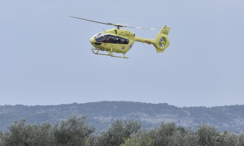 Piloti helikoptera Hitne oduševili: Sletjeli na stijene i spasili mladu ženu