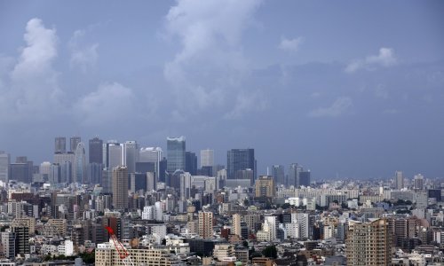 Masovna evekuacija: Stotine tisuća ljudi napuštaju domove, 500 letova otkazano