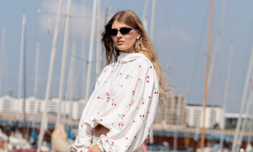 Zara ima suknju koja spašava svaki ljetni stajling, a stoji manje od 40 eura