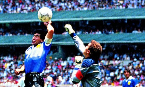 Na dražbu ide lopta kojom je Diego Maradona zabio gol 'Božjom rukom'