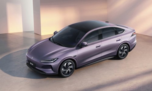 Ovaj električni automobil krije funkciju kakvu obično imaju samo skupi SUV-ovi