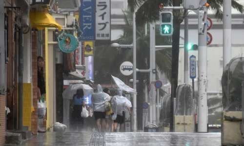 Problemi u Okinawi: Tajfun Delfin pogodio Japan, ima ozlijeđenih