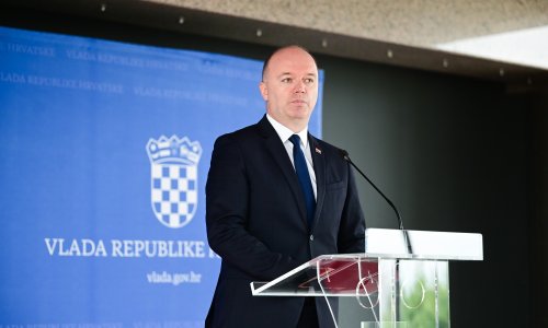 Šipić zadovoljan ulaganjima za obitelji: 'Kada vidimo djecu na igralištima...'