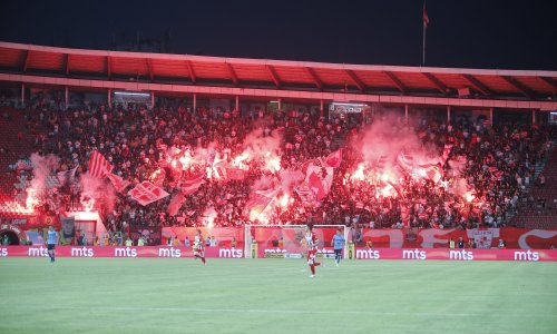 Sramotne scene na Marakani: Navijači Crvene zvezde razvili koreografiju posvećenu Ratku Mladiću