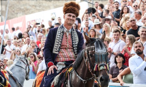 Tino Radanović je slavodobitnik Sinjske alke: Ovo mu je treći put, sve je pozvao na feštu