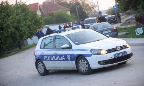 Strava u Beogradu: Djevojčice od 15 i 13 godina napale i nožem izbole 18-godišnjakinju