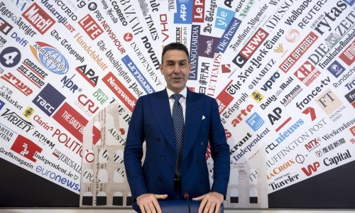 Meloni dobila opasnog rivala s desnice: Tko je general Roberto Vannacci?