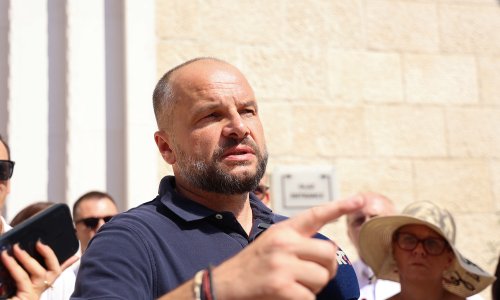 SDP pokreće opoziv Plenkovićeve Vlade zbog afere s otpadom u Gospiću