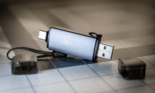 Imate stari USB koji želite baciti? Evo što prvo napraviti