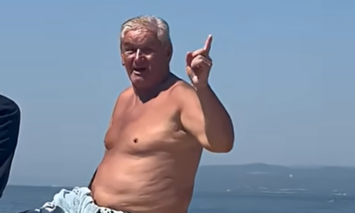 Mostarski liječnik vrijeđao kupače u Makarskoj: 'Što ne idete u Tursku, balije!'