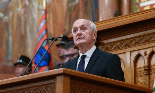 Mađarska ima novog predsjednika: Tko je Andras Baka?
