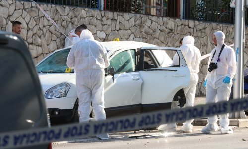 Eksplozija odjeknula Splitom: Detonacija u parkiranom autu, policija ogradila ulicu