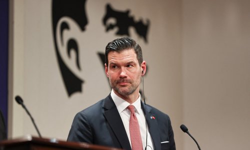 Ministar 'sjekirom' skresao broj zahtjeva za azil: 'Prije bi me odmah proglasili rasistom'