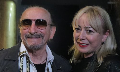 Željko Bebek prisjetio se dana kada je oženio svoju Ružicu: Njihovo vjenčanje odvilo se u posebnim uvjetima