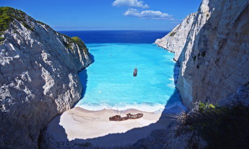 Teško je povjerovati da takvo nešto postoji: Ova plaža očarava nestvarnom bojom mora