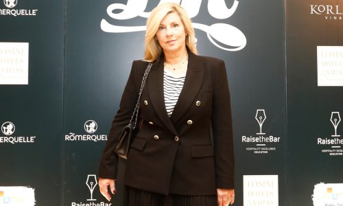 Znate li kako izgleda suprug Suzy Josipović Redžepagić? Par je nedavno uživao u Francuskoj