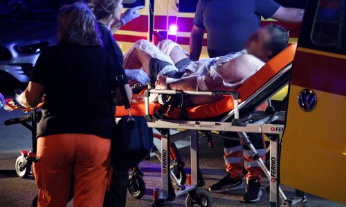Ljudi su se bacali u more bježeći od vatre: Sedmero ih je na intenzivnoj