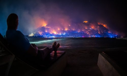 VELIKA GALERIJA Slike koje pokazuju sav užas: Vatrena oluja gotovo je progutala grad