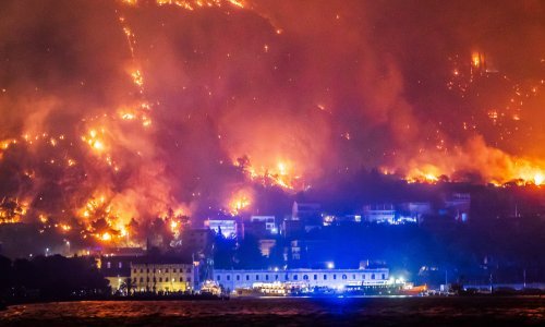 Vatrogasac u središtu plamenog kaosa: 'Ono što gledamo je zastrašujuće. Vatra ne izgleda kao običan požar'