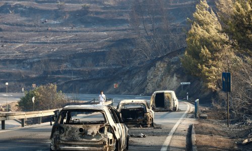 Vatra se ugasila, ostala pustoš: Kod Omiša stradalo 58 stambenih objekata i 36 vozila