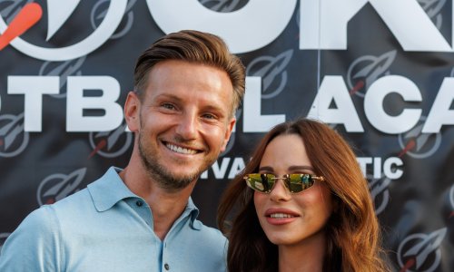 Ivan Rakitić s obitelji napustio Split i vratio se u Sevillu: Oprostili se u suzama, a putovanje obilježili u stilu