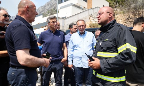 Božinović o uzroku požara u Omišu: 'Ne može se isključiti nikakva mogućnost'