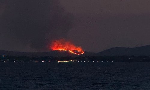VIDEO Buknulo na Dugom otoku: 'Razvija se veliki požar, šaljemo ljude tamo'