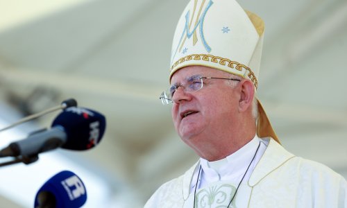 Snažna poruka Uzinića: Ljubav prema domovini ne pokazuje se zastavama, već brigom o otpadu