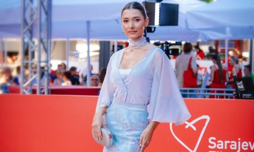 Kći Branka Đurića Đure servirala glamur s mjerom: Jedan detalj njezinog looka je baš poseban