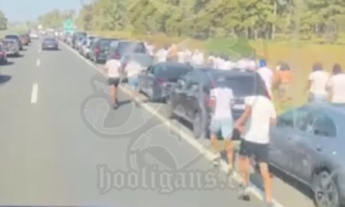 Procurio novi video kaosa na autocesti: Maskirani navijači trče po zaustavnoj traci